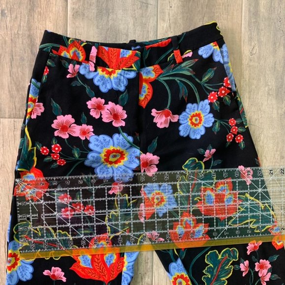 Ann Taylor Boho Floral Crop Trouser - Picture 5 of 6